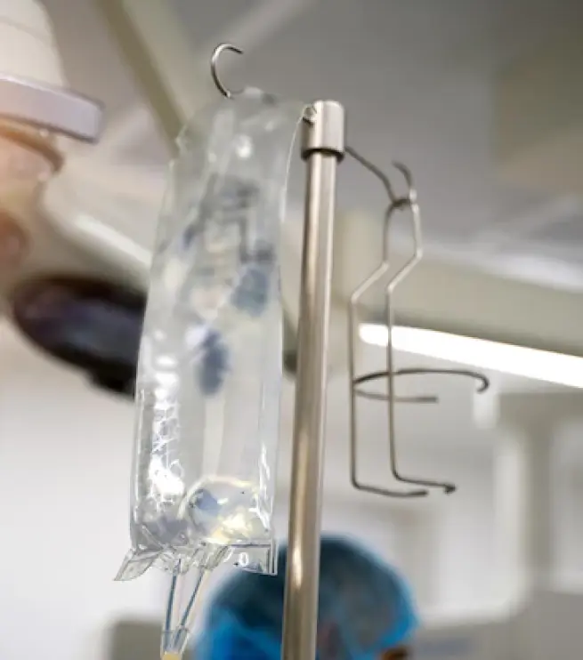 капельница с лекарством