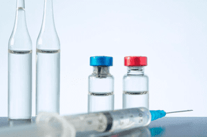 ампулы и шприц для кодирования от алкоголизма уколом